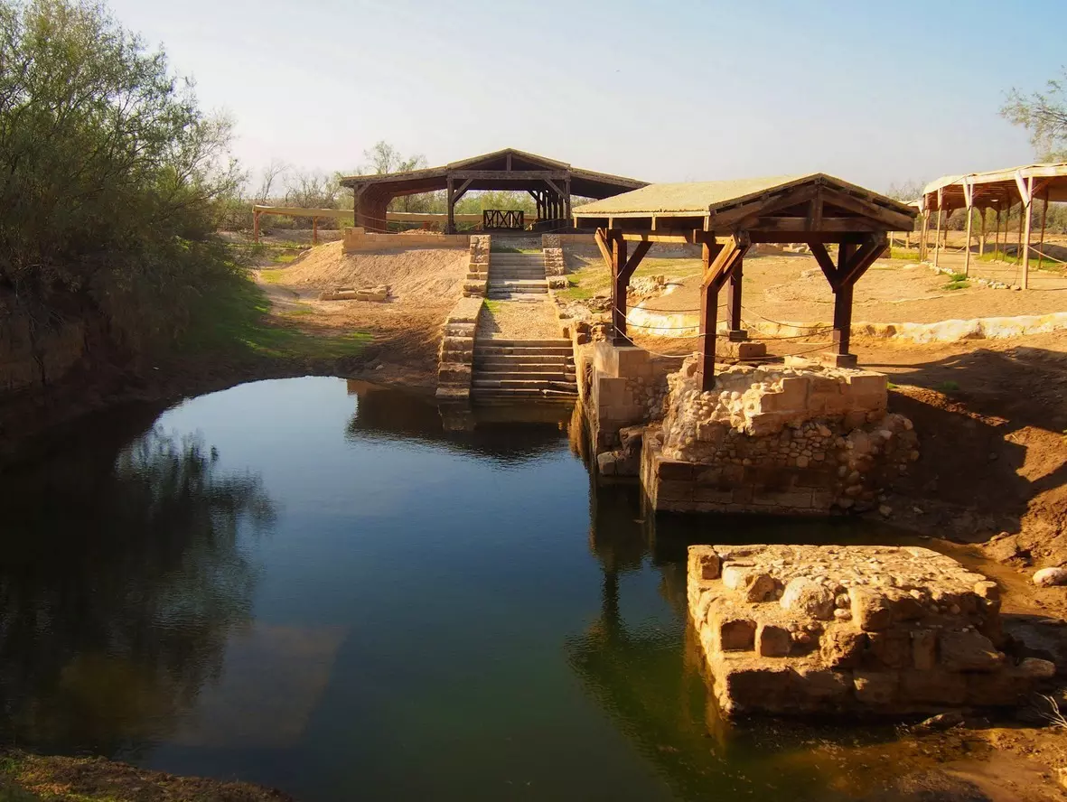 Bethany beyond the Jordan - © iStock/nikkigensert Pool