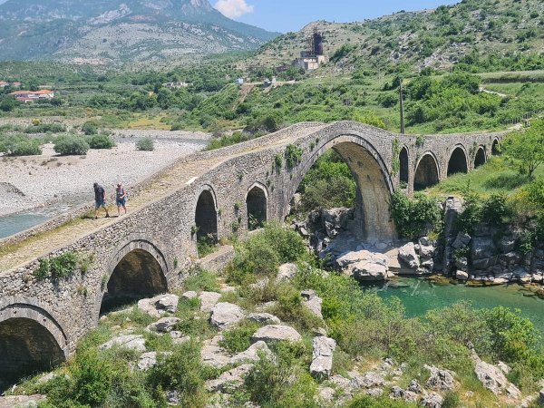 Mes Bridge