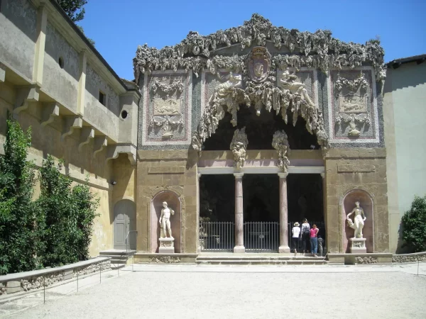 Grotta del Buontalenti