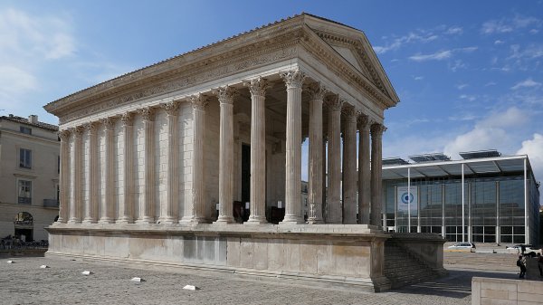 Maison Carree Roman Temple