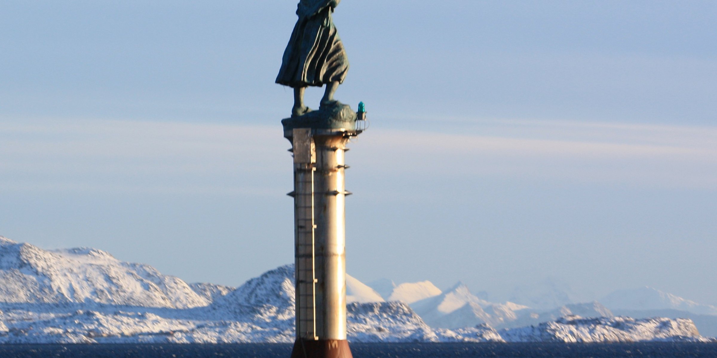 Statue