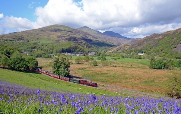 Welsh Highland Railway